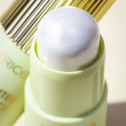 Catrice Pistachio Cream Delight Highlighter Cream Stick Glaze of Glory