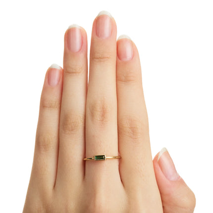 Essence French Manicure Tip Pencil