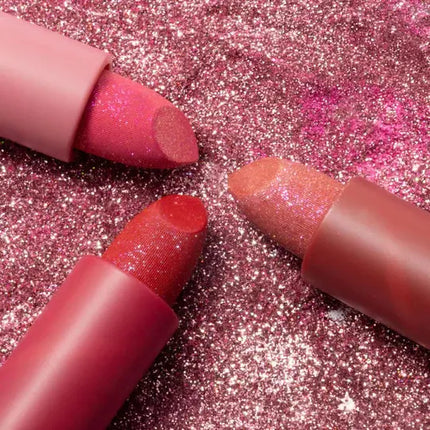 Technic Glitter Lips Birthday Suit